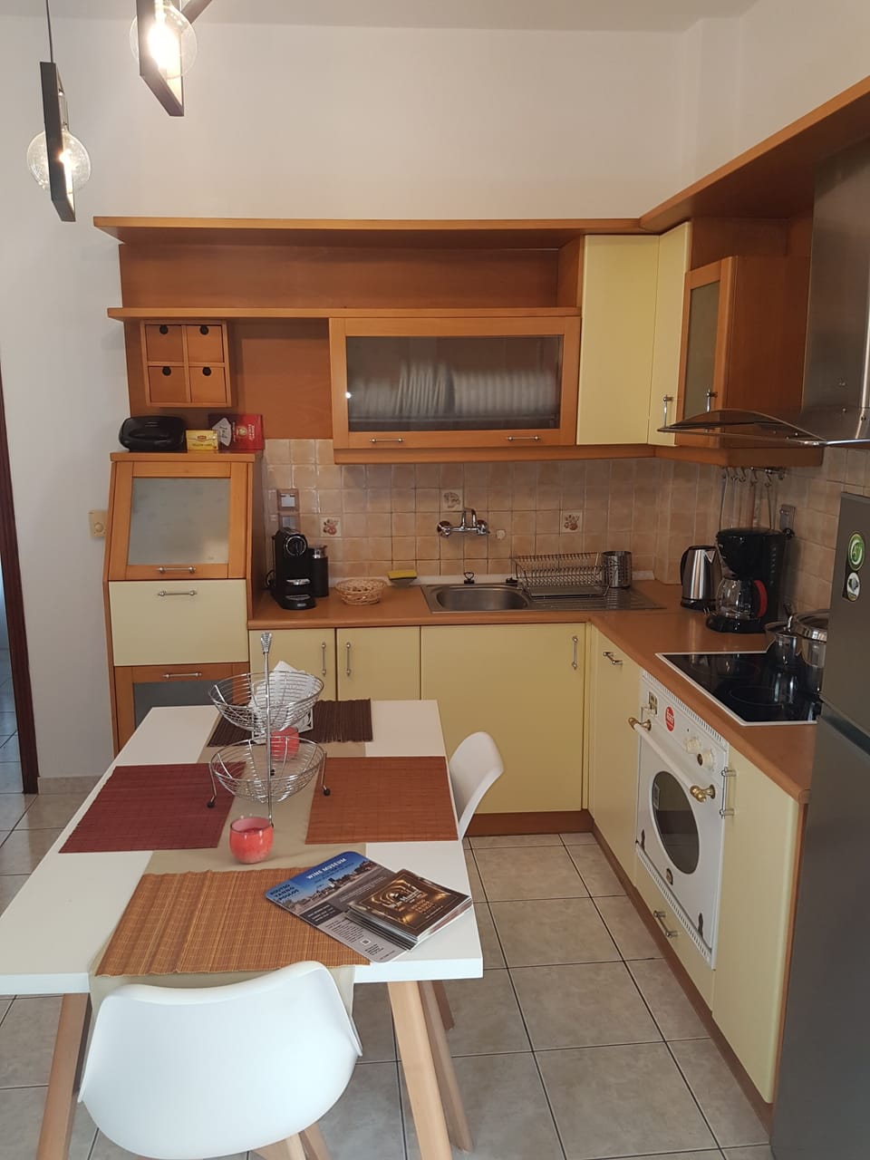 Deluxe Apartment, 2 Bedrooms, Mountain View | Private kitchen | Full-size fridge, oven, stovetop, espresso maker