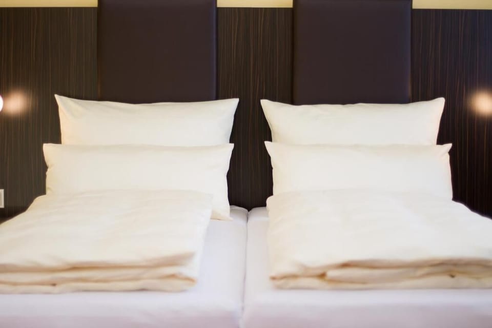 In-room safe, desk, laptop workspace, free WiFi