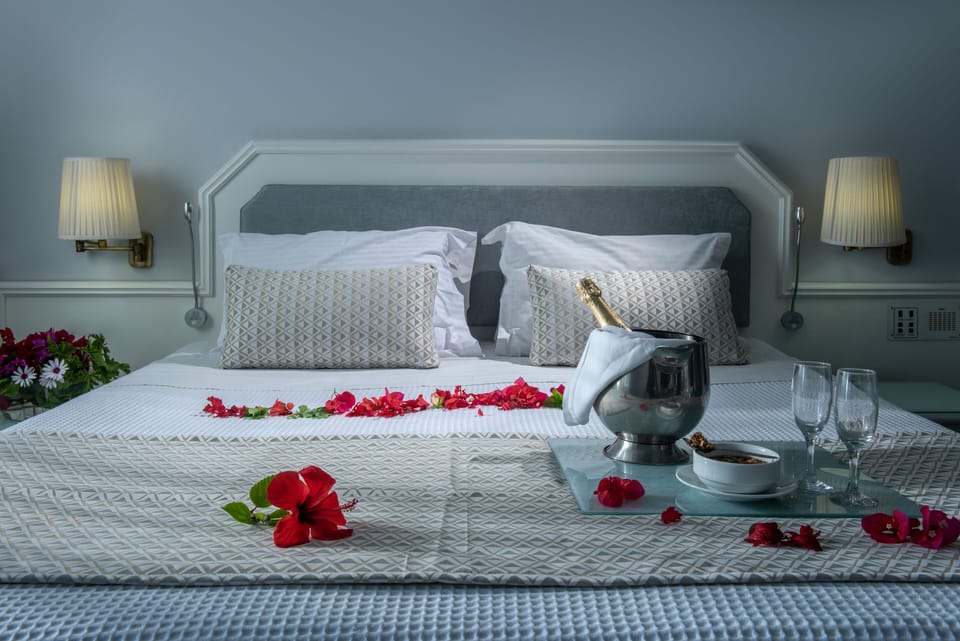 Luxury Double Room, 1 Queen Bed, Sea View | In-room safe, desk, soundproofing, iron/ironing board