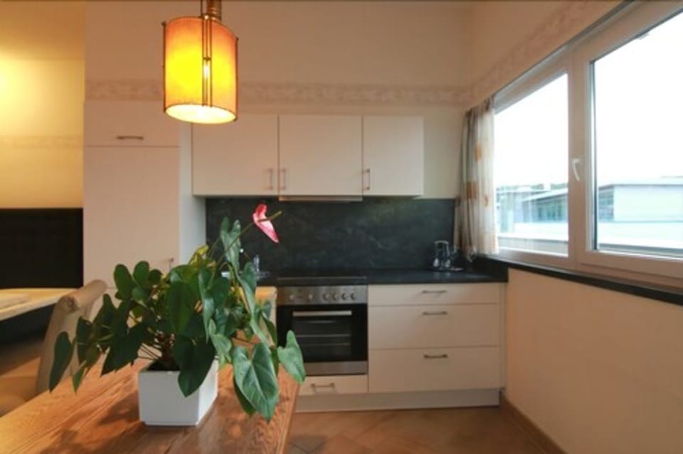 Junior Suite, Non Smoking, Kitchen | Private kitchen | Fridge
