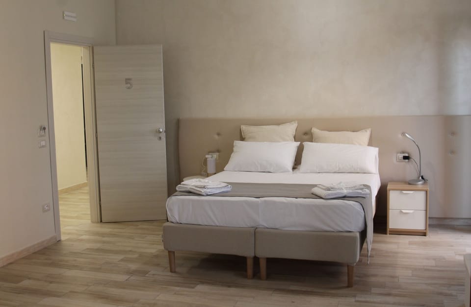 Memory foam beds, minibar, in-room safe, desk