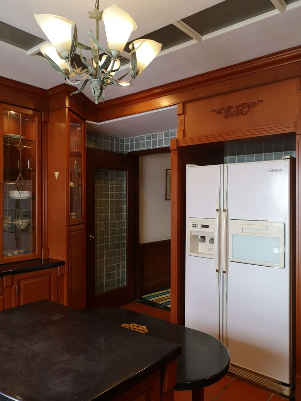 Fridge, microwave, coffee/tea maker, electric kettle