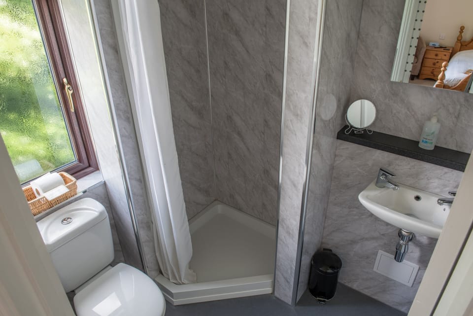 Toothbrush Rooms at Lattice Lodge Bed and Breakfast in Ipswich