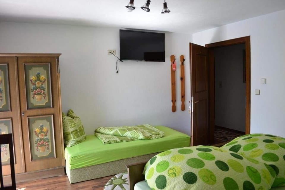 Triple Room | Individually furnished, desk, blackout drapes, free WiFi