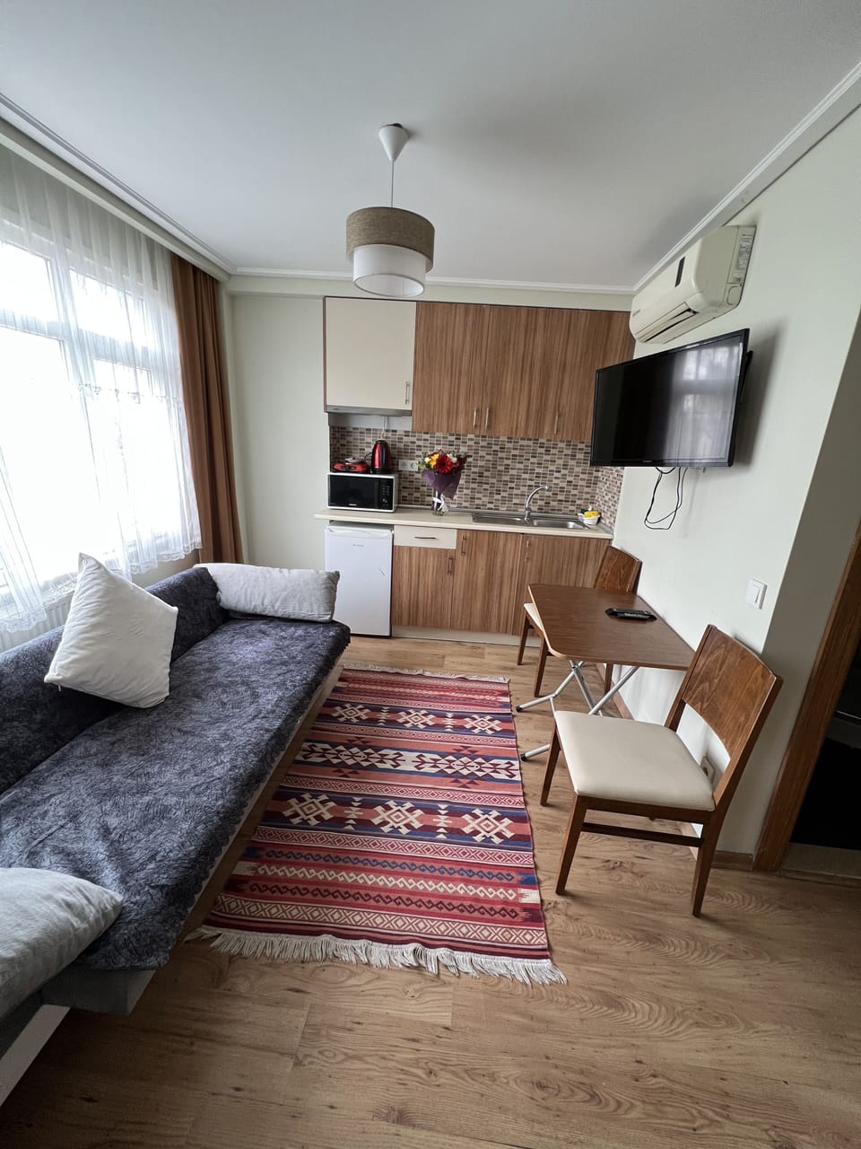 Superior Apartment | Minibar, in-room safe, desk, soundproofing