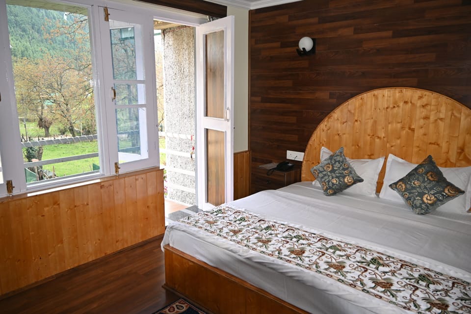 Superior Cottage, Multiple Beds, Non Smoking | Egyptian cotton sheets, premium bedding, down comforters