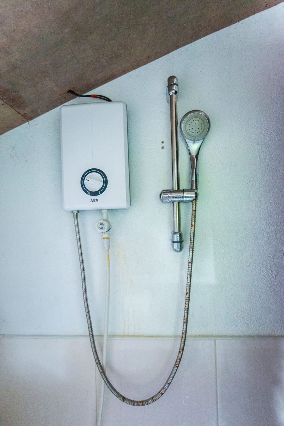 Deluxe Bungalow | Bathroom | Shower, free toiletries, bidet, towels
