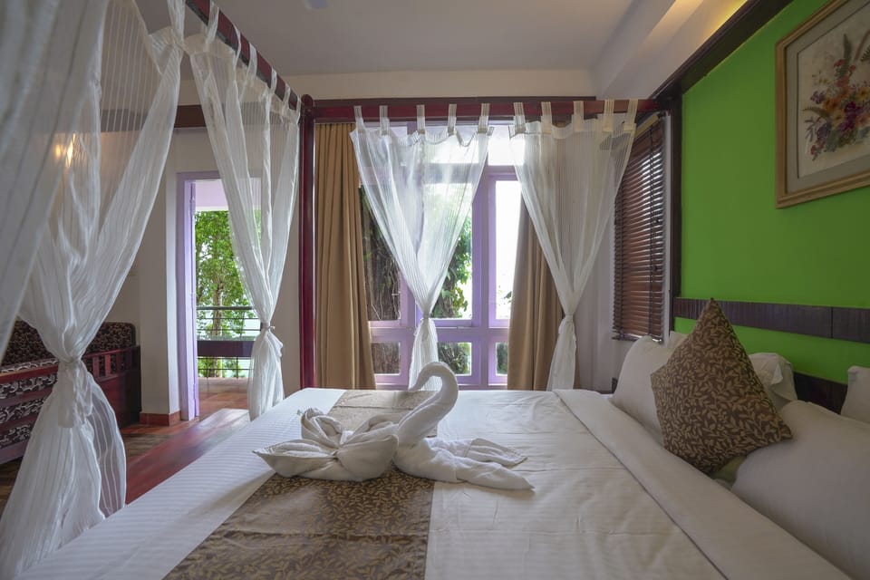 Luxury Room | Premium bedding, individually decorated, individually furnished, desk