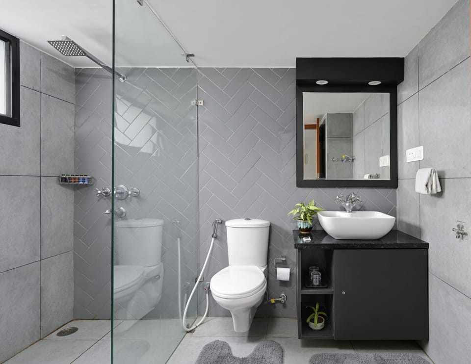Garden Room (Below ground level) | Bathroom | Shower, free toiletries, towels, soap