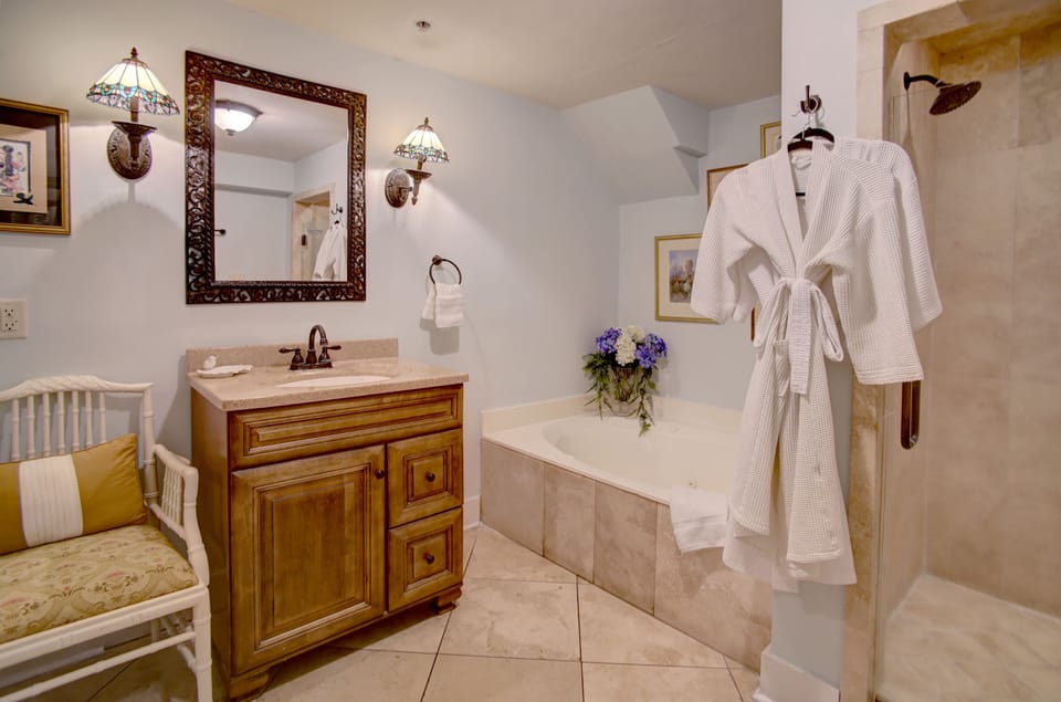 Telfair | Bathroom | Shower, free toiletries, hair dryer, bathrobes
