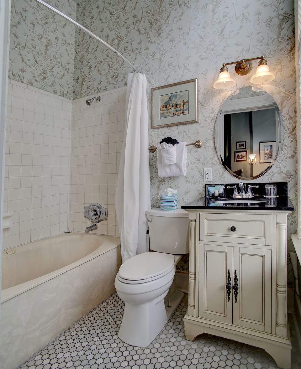 Forsyth Park Inn Bed and Breakfast in Savannah