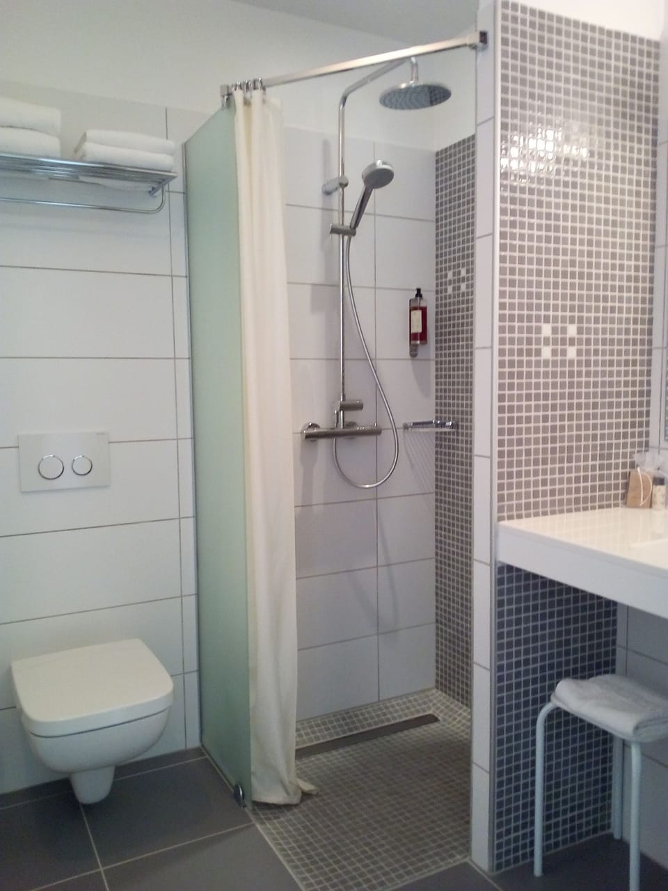 Shower, free toiletries, hair dryer, towels