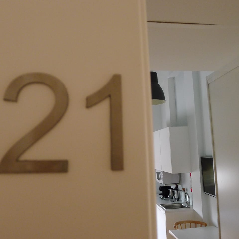 Standard Loft | Private kitchenette | Fridge, microwave, espresso maker, cookware/dishes/utensils