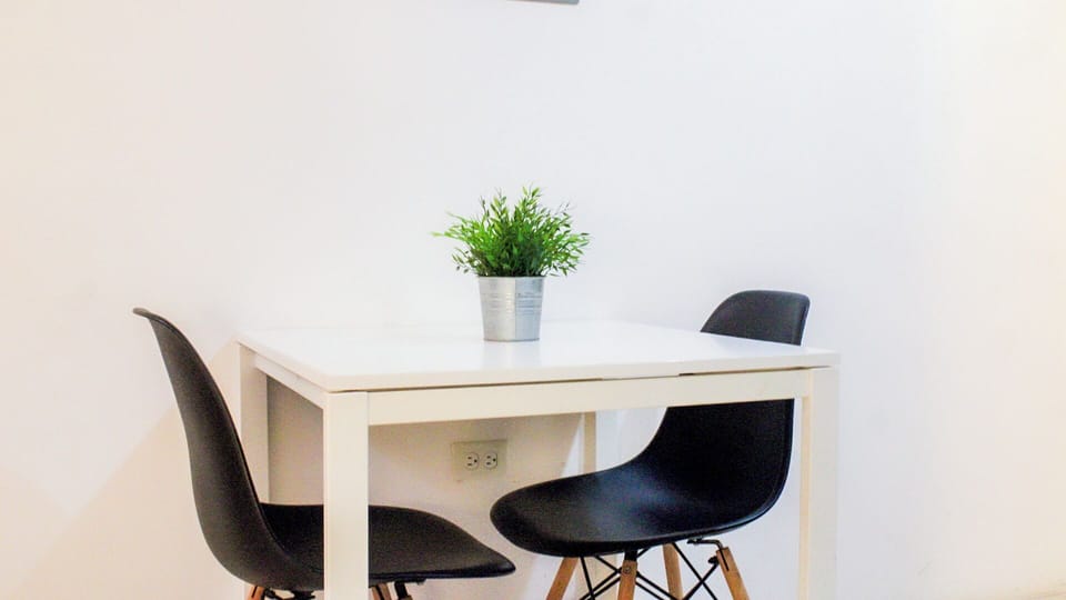 Apartment, Multiple Beds | Dining room