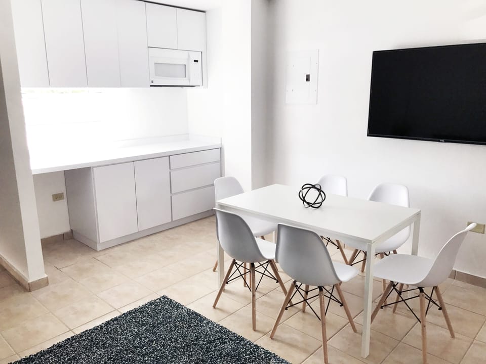 Studio, Multiple Beds | Private kitchen | Fridge, microwave, stovetop, coffee/tea maker
