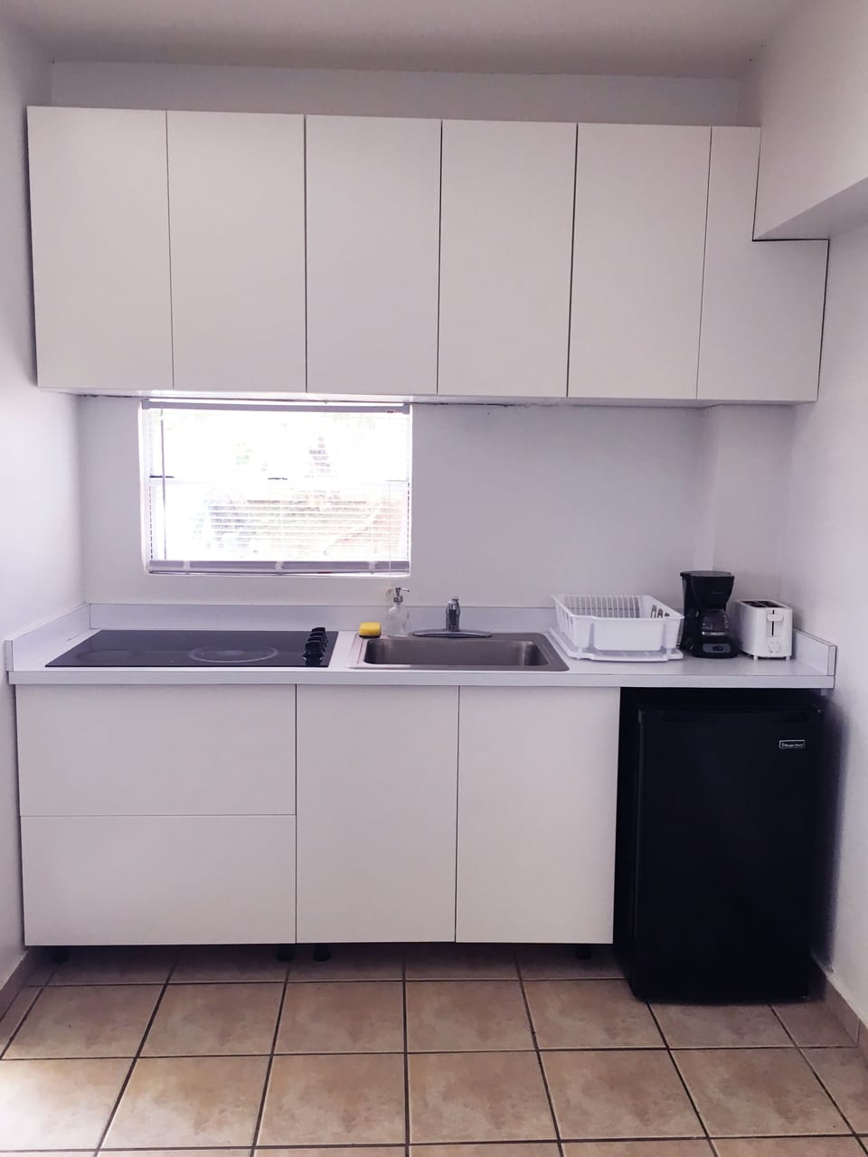 Apartment, 2 Bedrooms | Private kitchen | Fridge, microwave, oven, stovetop