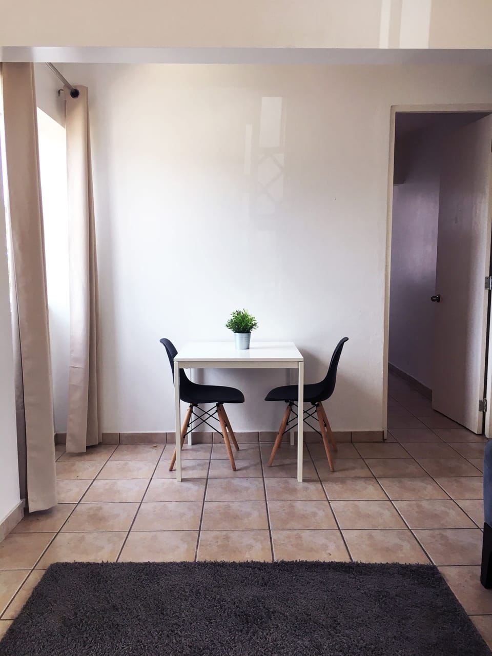 Apartment, 2 Bedrooms | In-room dining