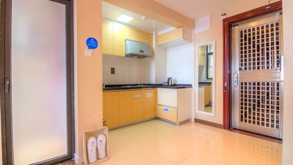 Business Condo | Individually decorated, individually furnished, desk, laptop workspace