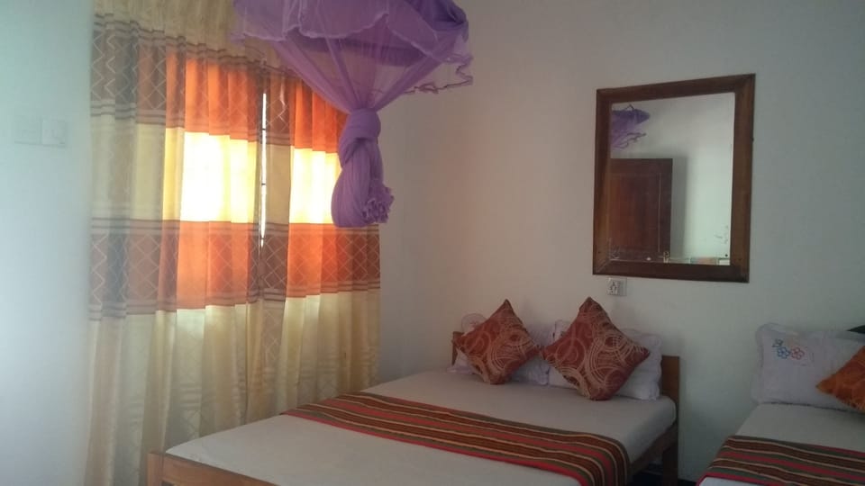 Standard Double Room, Multiple Beds, Non Smoking | Desk, bed sheets