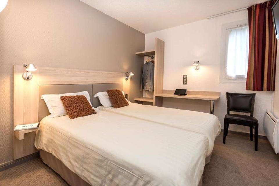 Memory foam beds, individually furnished, desk, blackout drapes