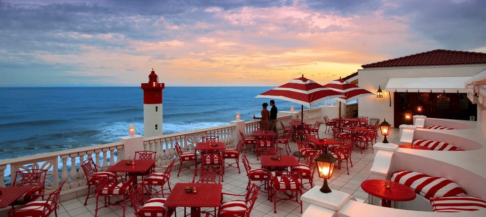 3 bars/lounges, rooftop bar, Champagne bar