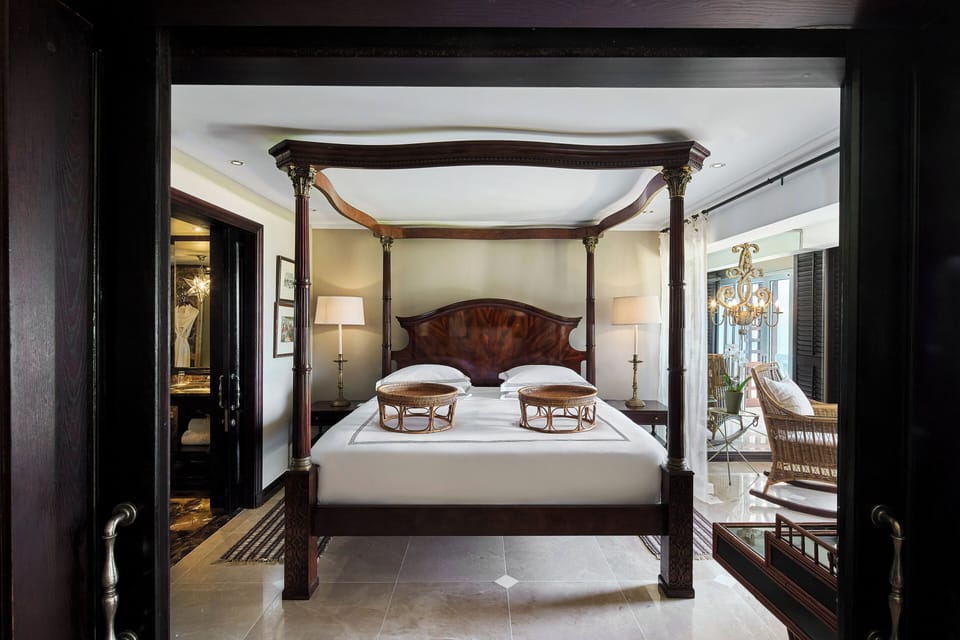 Luxury Sea Facing Suite | Premium bedding, minibar, in-room safe, desk
