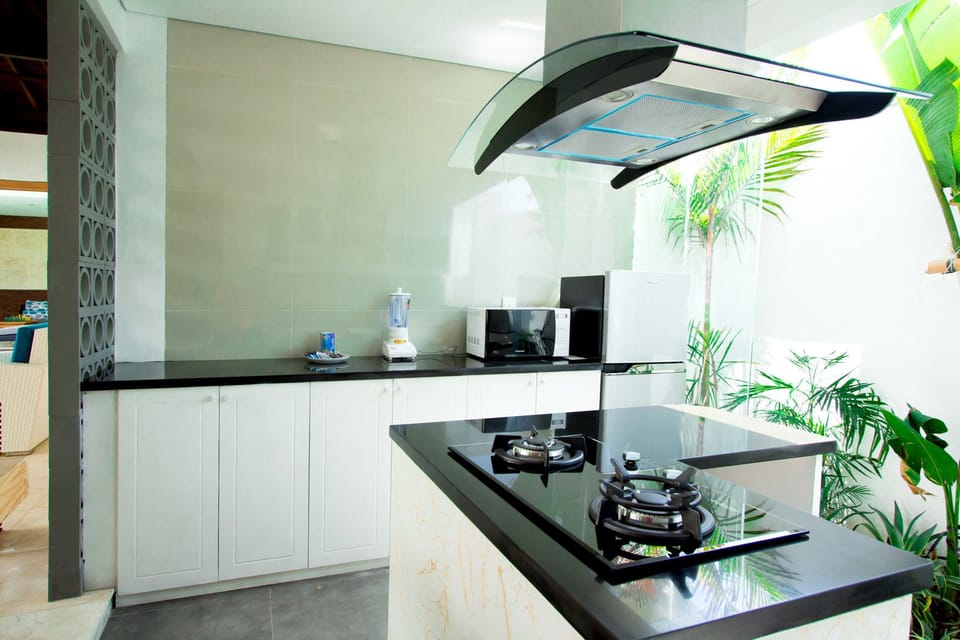 Villa, 2 Bedrooms | Private kitchenette