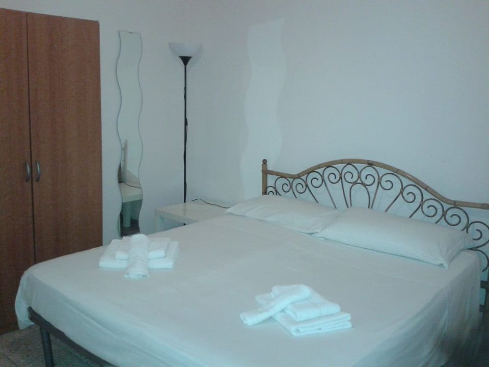 Double Room, 1 Double Bed, Non Smoking | Soundproofing, free WiFi, bed sheets