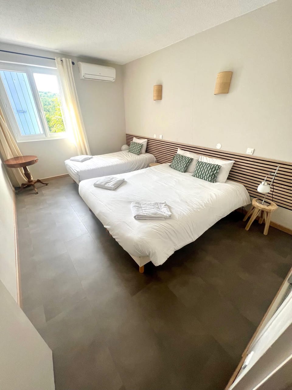 Apartment | Individually decorated, individually furnished, desk, free WiFi