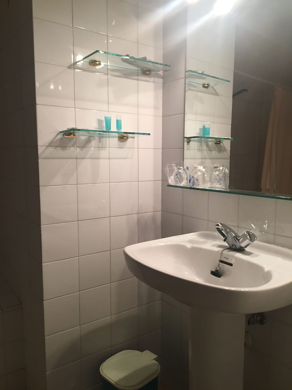 Quadruple Room | Bathroom | Free toiletries, towels