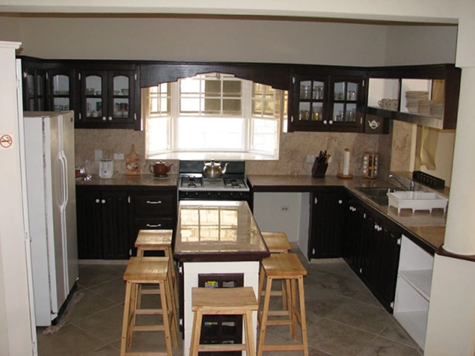 Villa, 2 Bedrooms, Non Smoking | Private kitchen | Full-size fridge, microwave, oven, stovetop