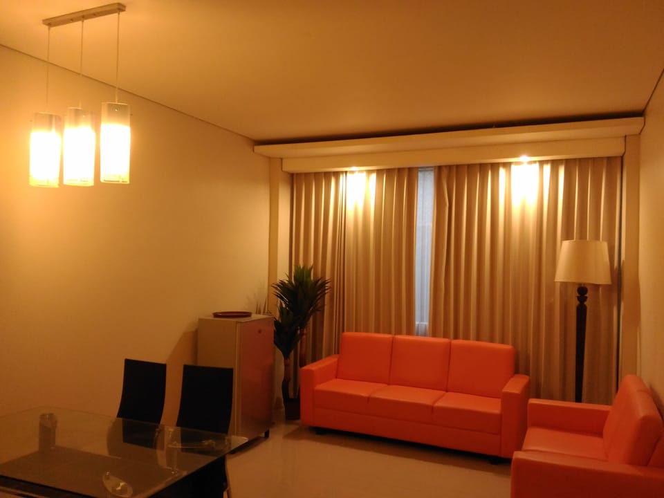 Room (VVIP) | In-room safe, desk, free WiFi