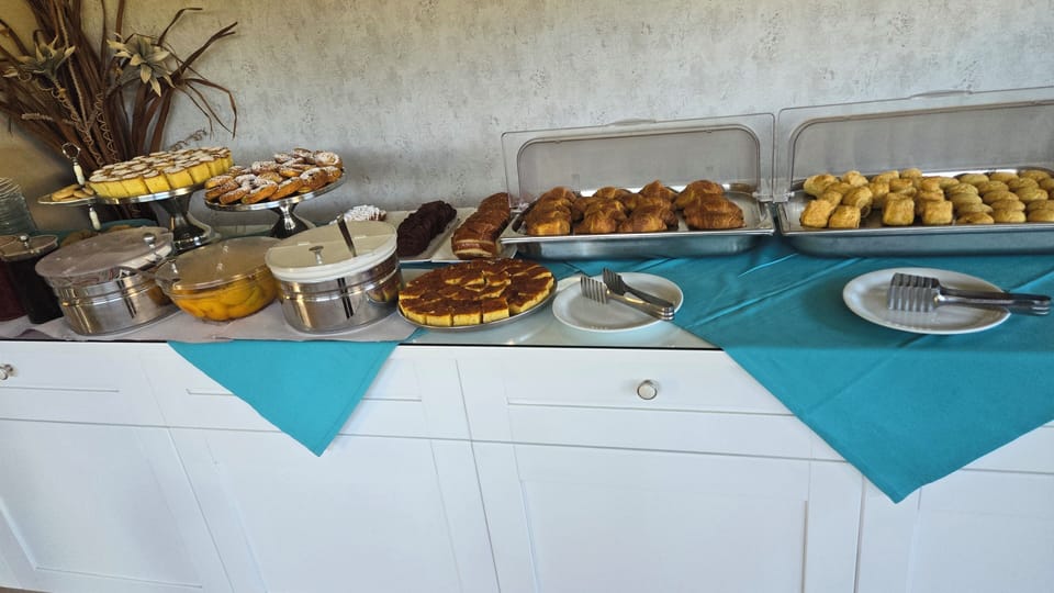 Free breakfast