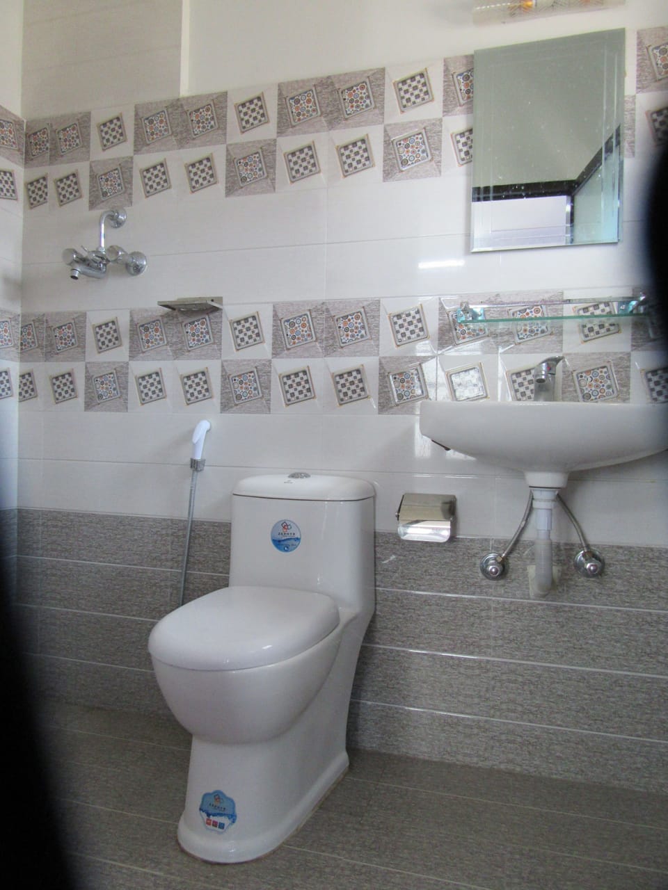 Individually furnished, desk, rollaway beds, free WiFi