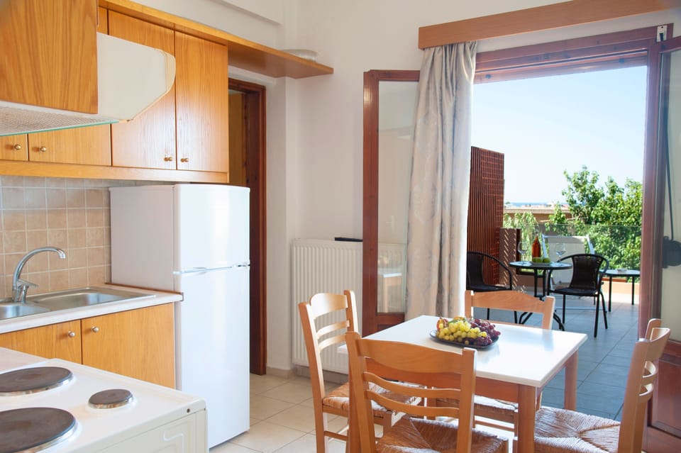 Exclusive Villa | Private kitchen | Fridge, microwave, stovetop, espresso maker