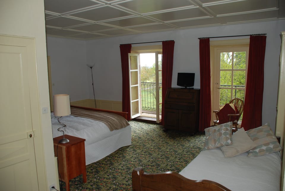 Double Room, Balcony (1) | Individually decorated, individually furnished, desk, laptop workspace