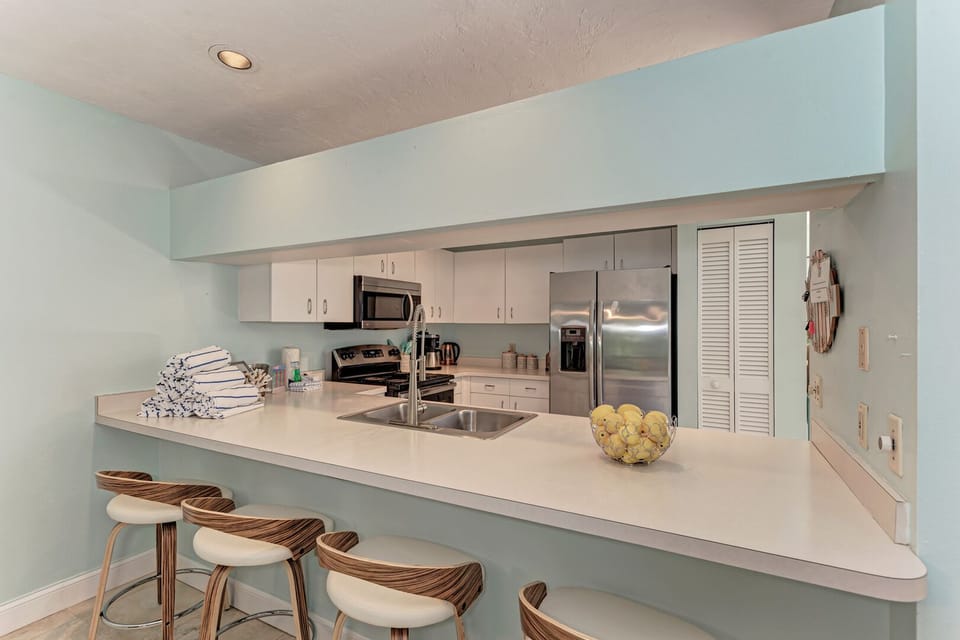 Island Serenity kitchen bar seating