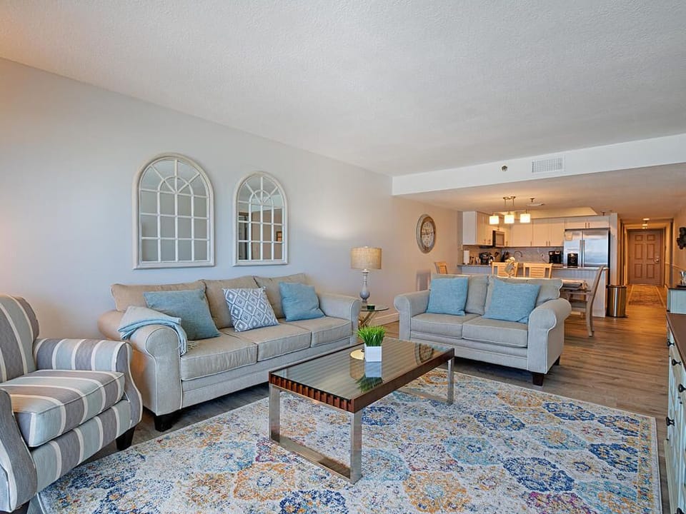 Comfortable Family Room