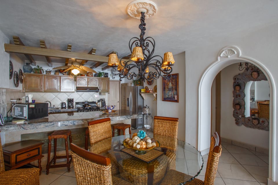Condo - Image 9