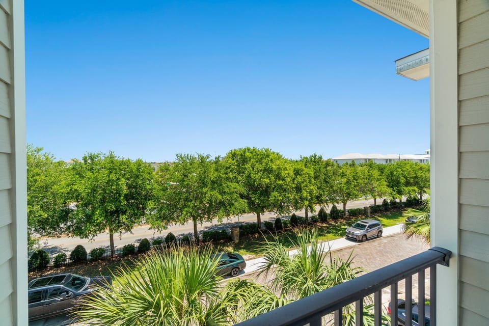 3rd Floor Balcony
