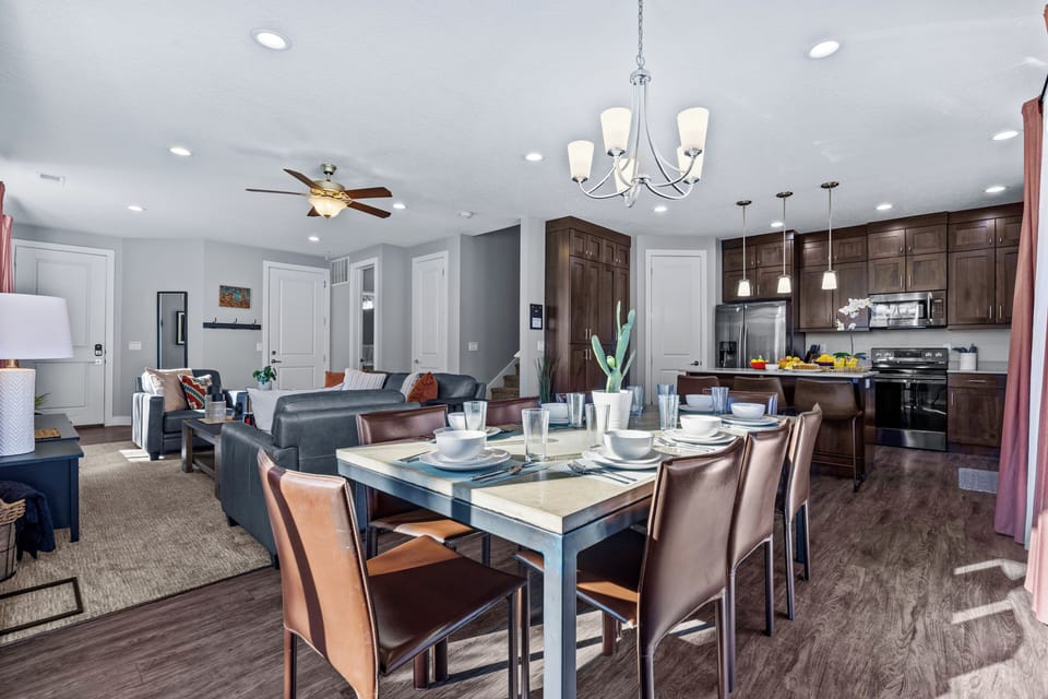 590 Dining Area with Seating for 8 with incredible views!