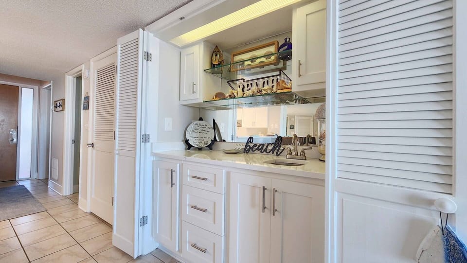 Wet Bar
