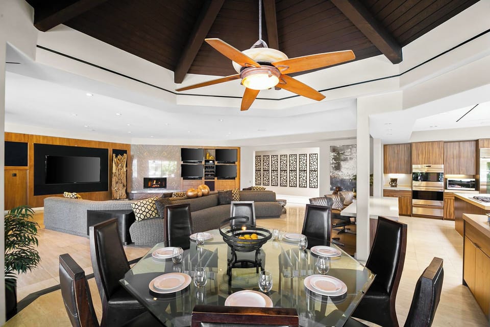 Open concept floorplan