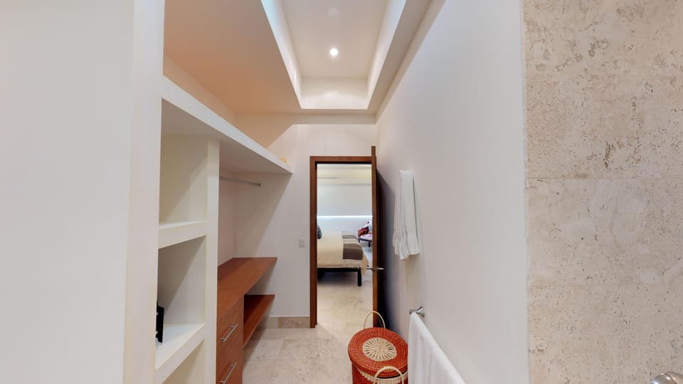 Penthouse - Image 26