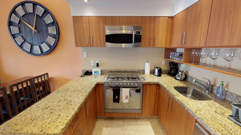 Penthouse - Image 8