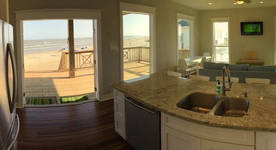 Panoramic views of the ocean from the kitchen.
