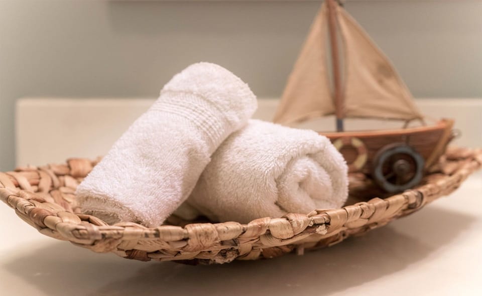 Sailboat themed bathroom.