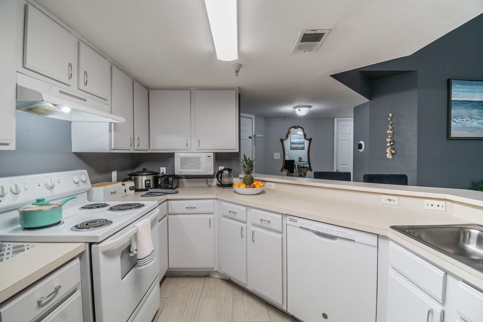 Fully equipped kitchen