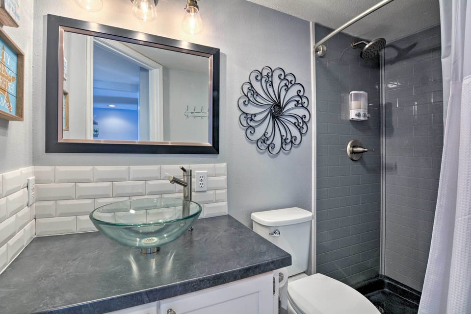 En-Suite Bathroom | Walk-In Shower