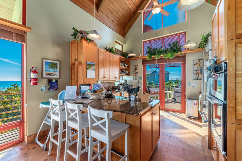 Breakfast bar area